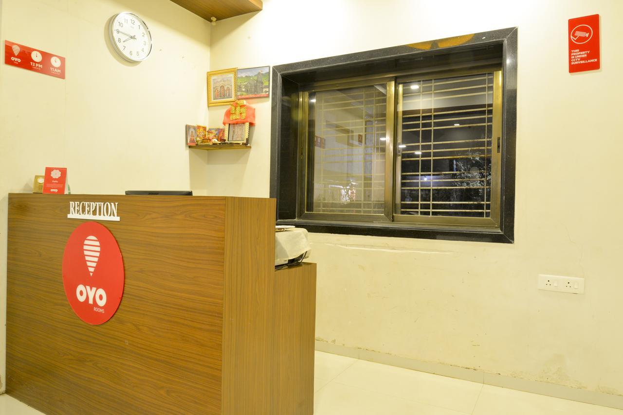 Oyo 3776中城酒店 纳西克 外观 照片